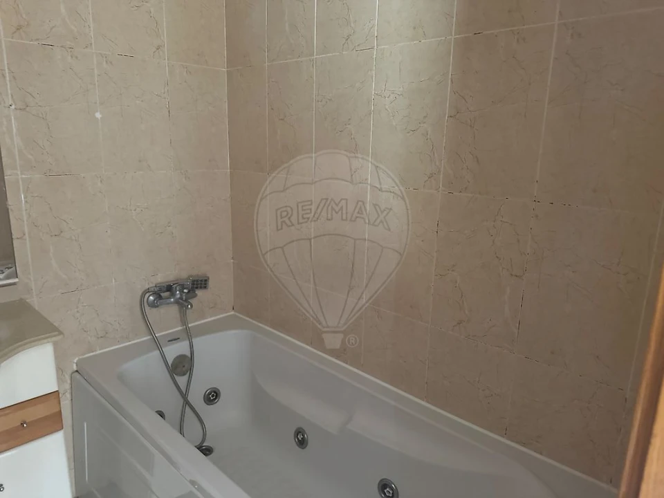 Apartamento T3 para Venda em Carregado e Cadafais Foto 15