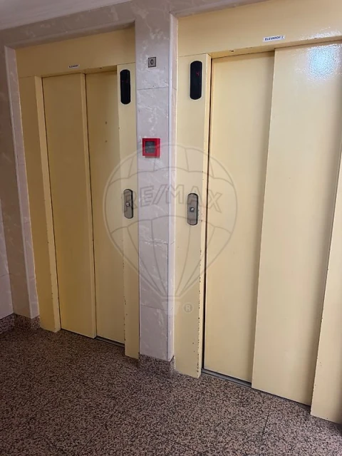 Apartamento T3 para Venda em Carregado e Cadafais