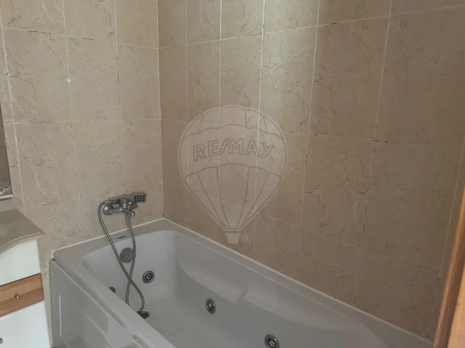 Apartamento T3 para Venda em Carregado e Cadafais Foto 15