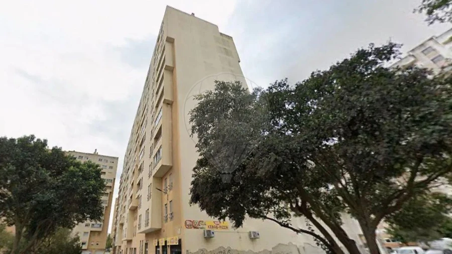 Apartamento T3 para Venda em Carregado e Cadafais