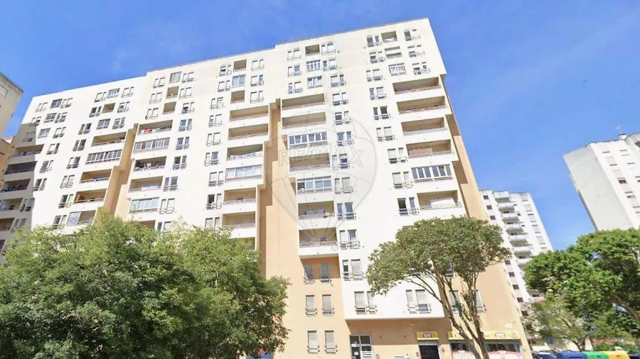 Apartamento T3 para Venda em Carregado e Cadafais