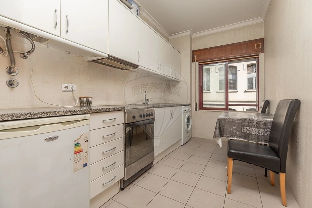 Apartamento T1 para Venda em Sé Nova, Santa Cruz, Almedina e São Bartolomeu Foto 19