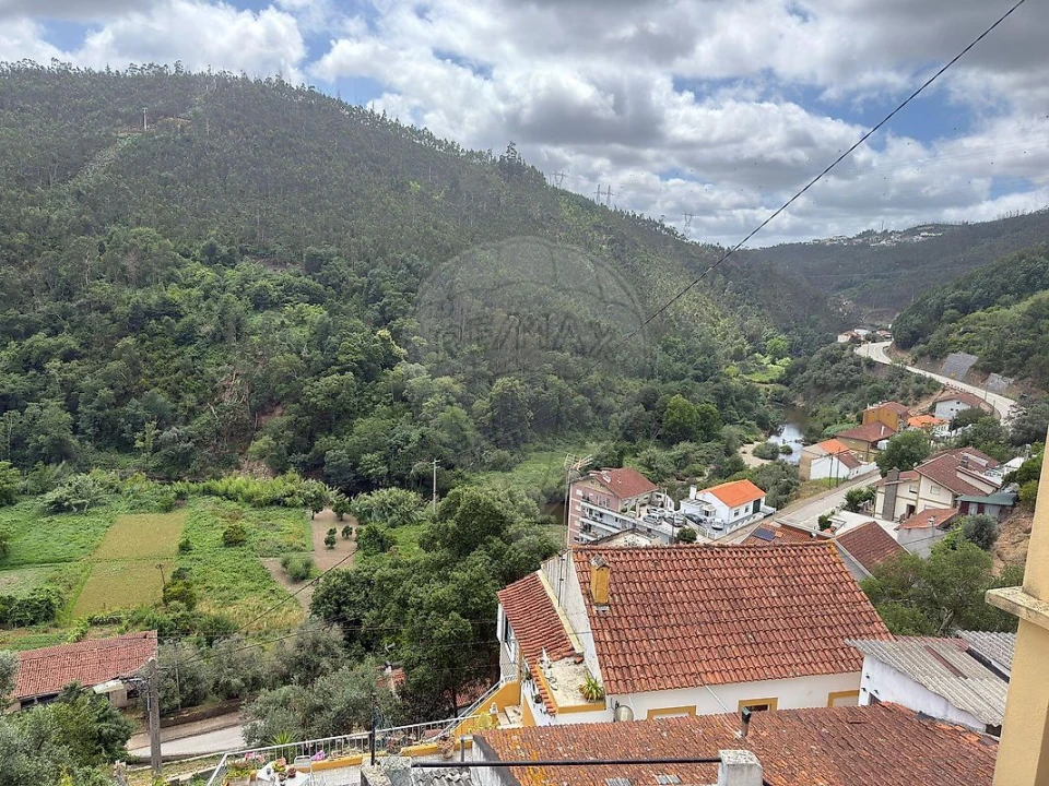 Moradia T3 para Venda em Ceira Foto 24