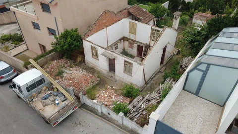 Moradia T3 para Venda em Santo Antonio dos Olivais