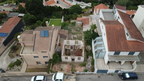 Moradia T3 para Venda em Santo Antonio dos Olivais