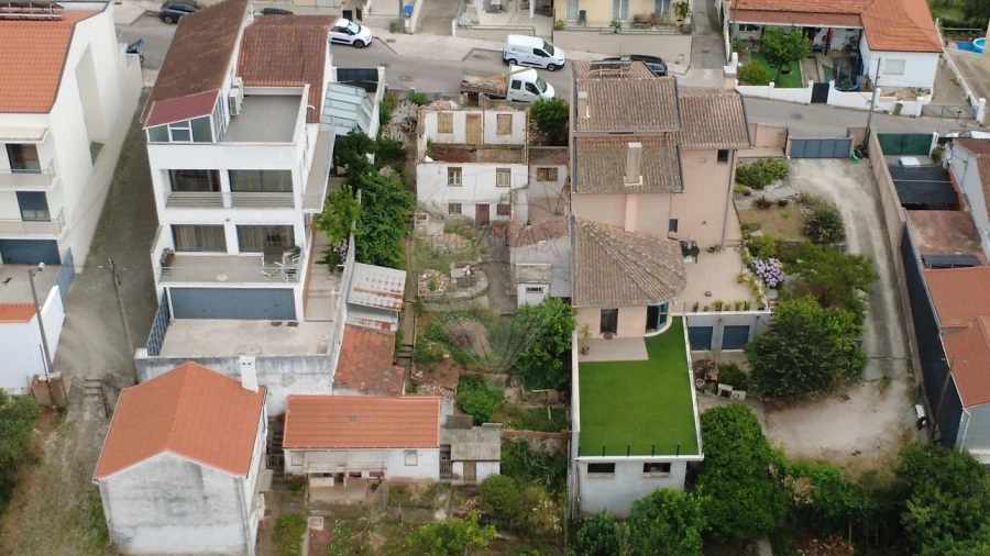 Moradia T3 para Venda em Santo Antonio dos Olivais