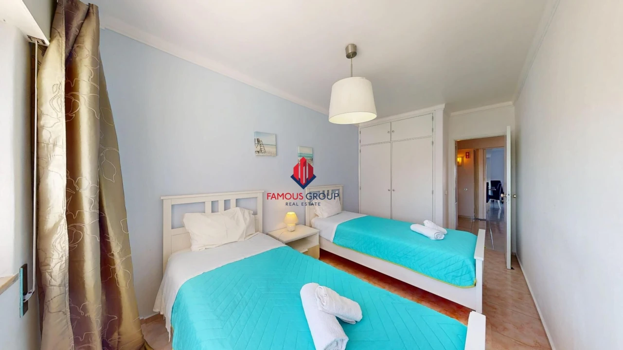 Apartamento T2 para Venda em Portimão Foto 35