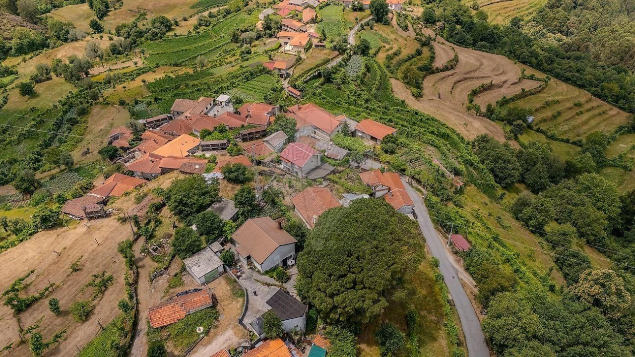 Moradia T3 para Venda em Chamoim e Vilar Foto 28