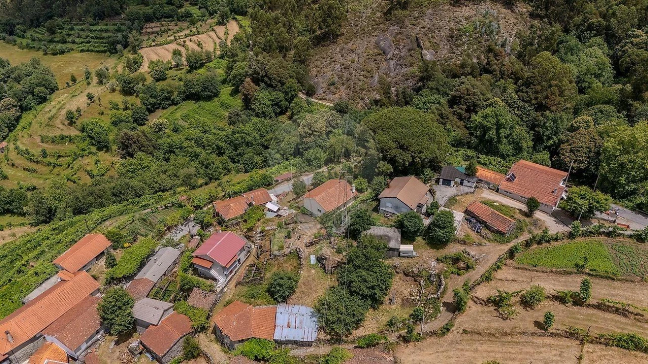 Moradia T3 para Venda em Chamoim e Vilar Foto 30