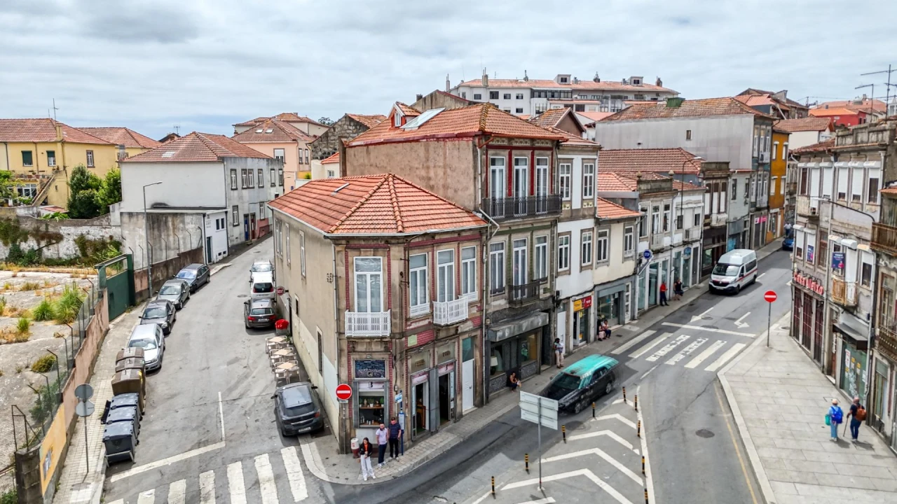 Prédio para Venda em Campanhã Foto 31