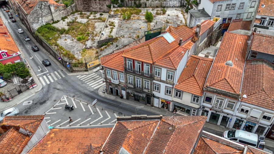 Prédio para Venda em Campanhã Foto 4