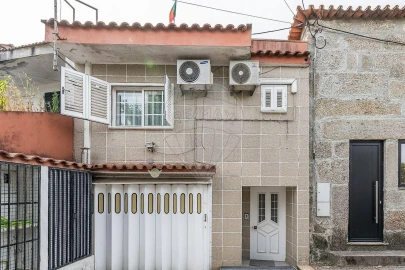 Moradia T2 para Venda em Ronfe
