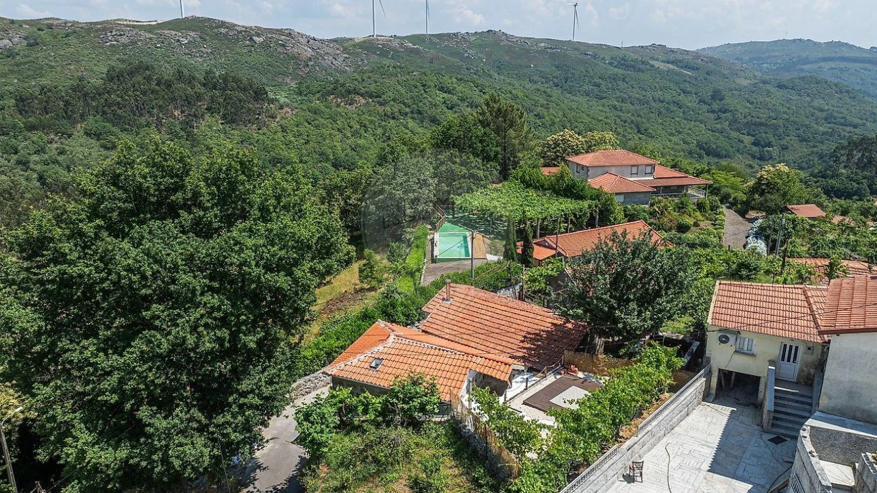 Moradia T2 para Venda em Moreira do Rei e Várzea Cova Foto 25