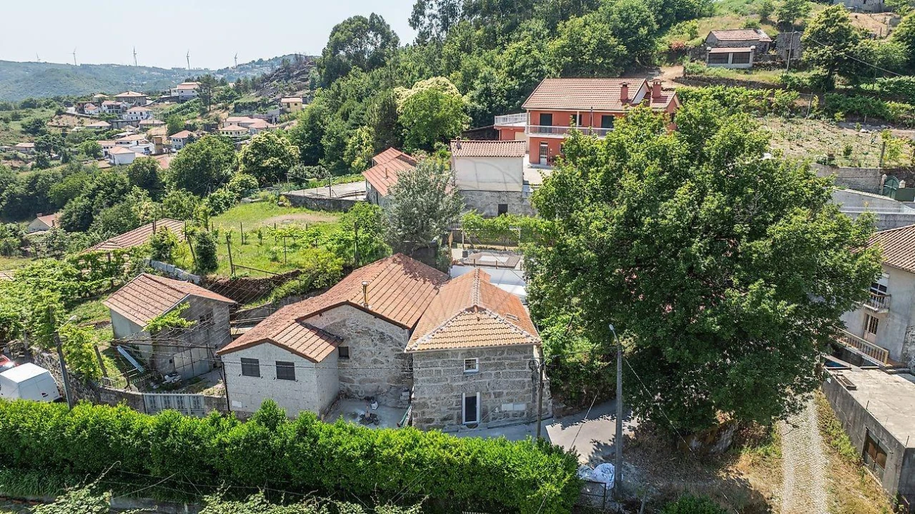 Moradia T2 para Venda em Moreira do Rei e Várzea Cova Foto 3