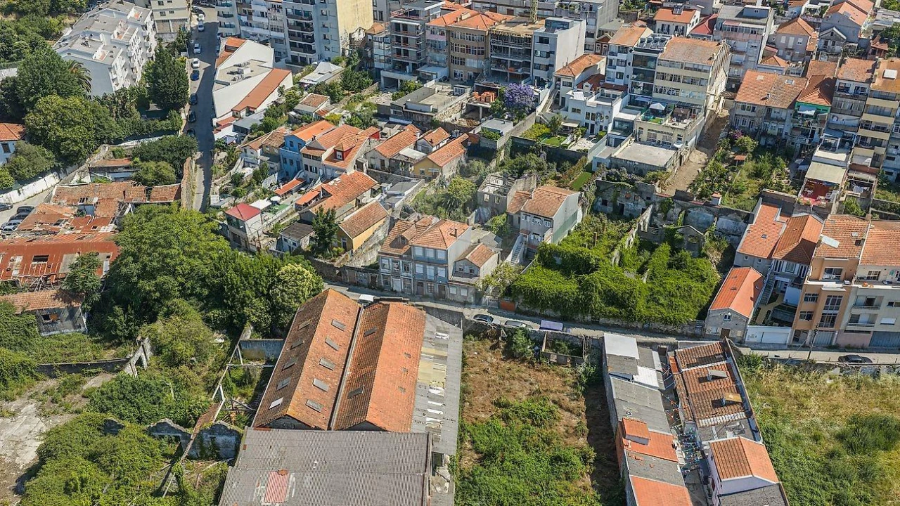 Prédio para Venda em Cedofeita, Santo Ildefonso, Sé, Miragaia, São Nicolau e Vitória Foto 23