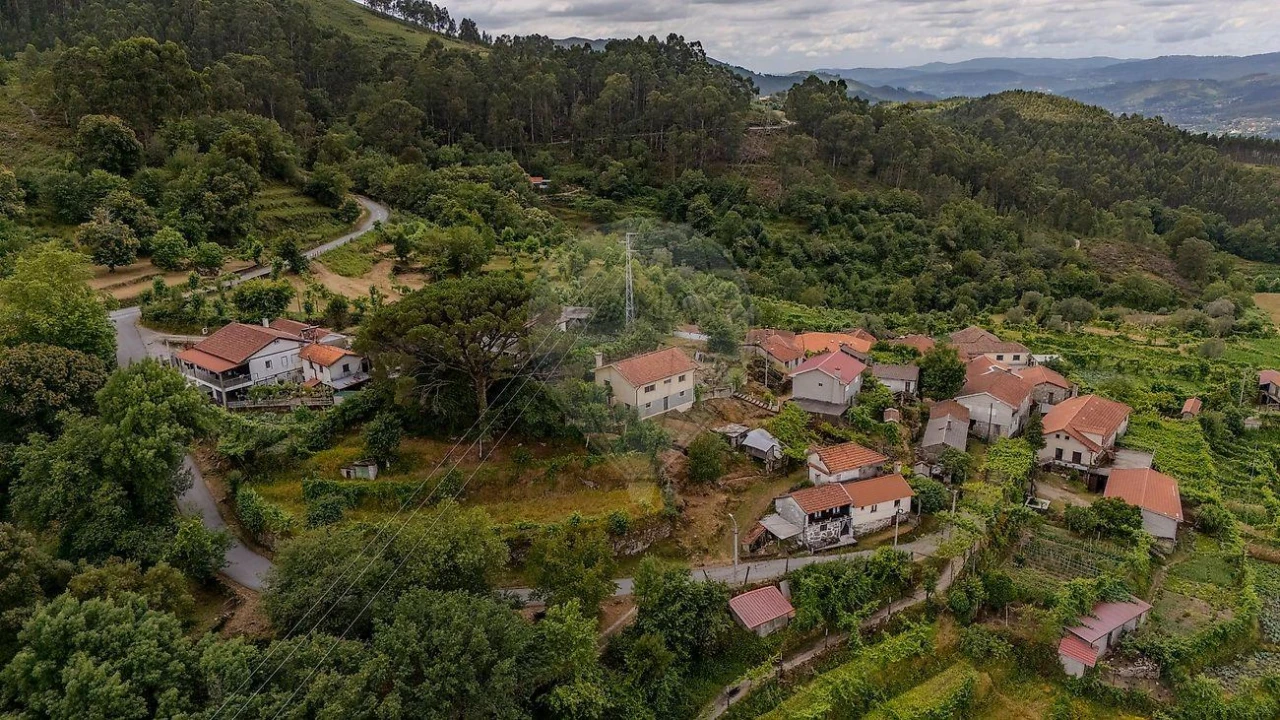 Moradia T3 para Venda em Chamoim e Vilar Foto 11