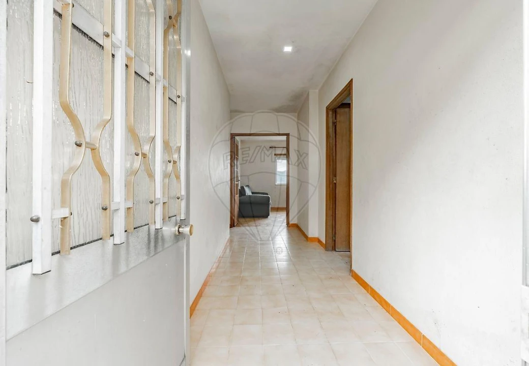 Moradia T3 para Venda em Chamoim e Vilar Foto 13