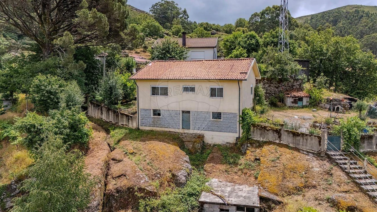 Moradia T3 para Venda em Chamoim e Vilar Foto 6