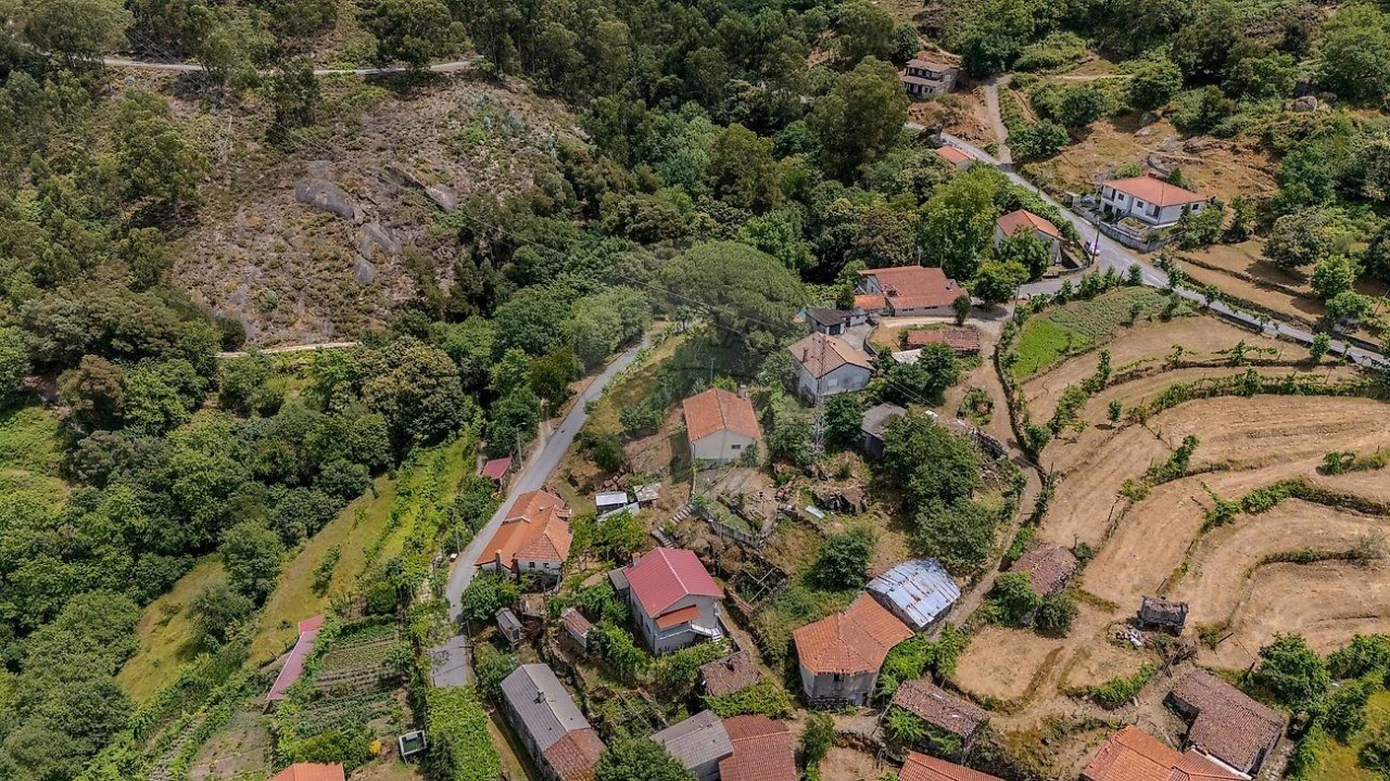 Moradia T3 para Venda em Chamoim e Vilar Foto 7