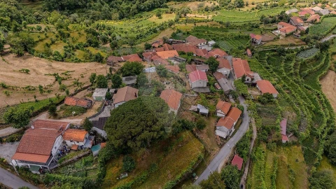 Moradia T3 para Venda em Chamoim e Vilar