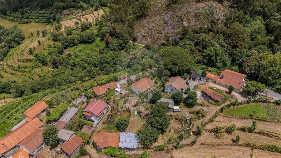 Moradia T3 para Venda em Chamoim e Vilar Foto 8