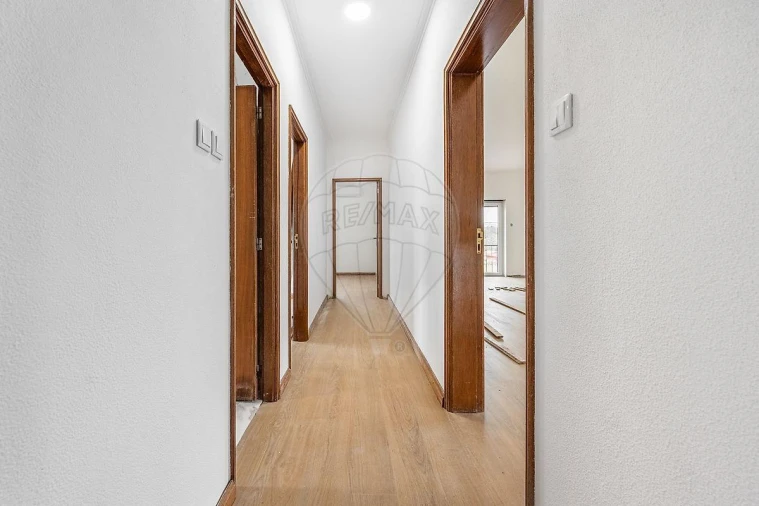 Apartamento T3 para Venda em Braga (Maximinos, Sé e Cividade) Foto 22