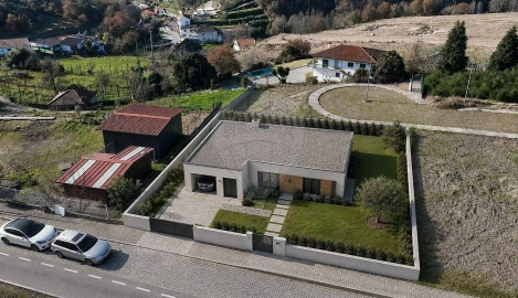 Terreno para Venda em Fonte Arcada e Oliveira