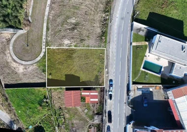 Terreno para Venda em Fonte Arcada e Oliveira