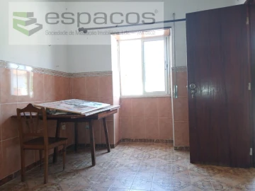 Moradia T2 para Venda em Montalvão