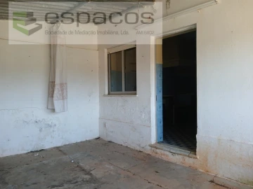 Moradia T2 para Venda em Montalvão