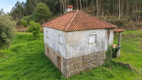Moradia T3 para Venda em Cabração e Moreira do Lima