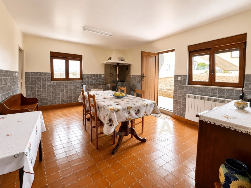 Moradia T4 para Venda em Moure Foto 19