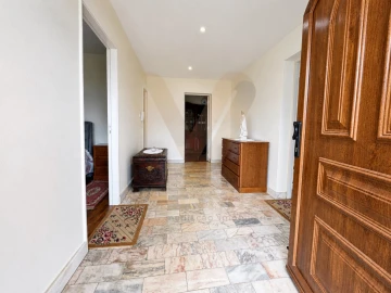 Moradia T4 para Venda em Moure