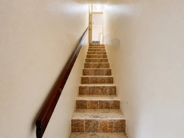 Moradia T4 para Venda em Moure