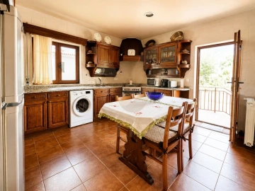 Moradia T4 para Venda em Moure