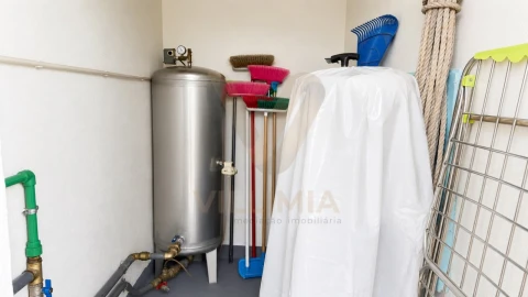 Moradia T4 para Venda em Moure