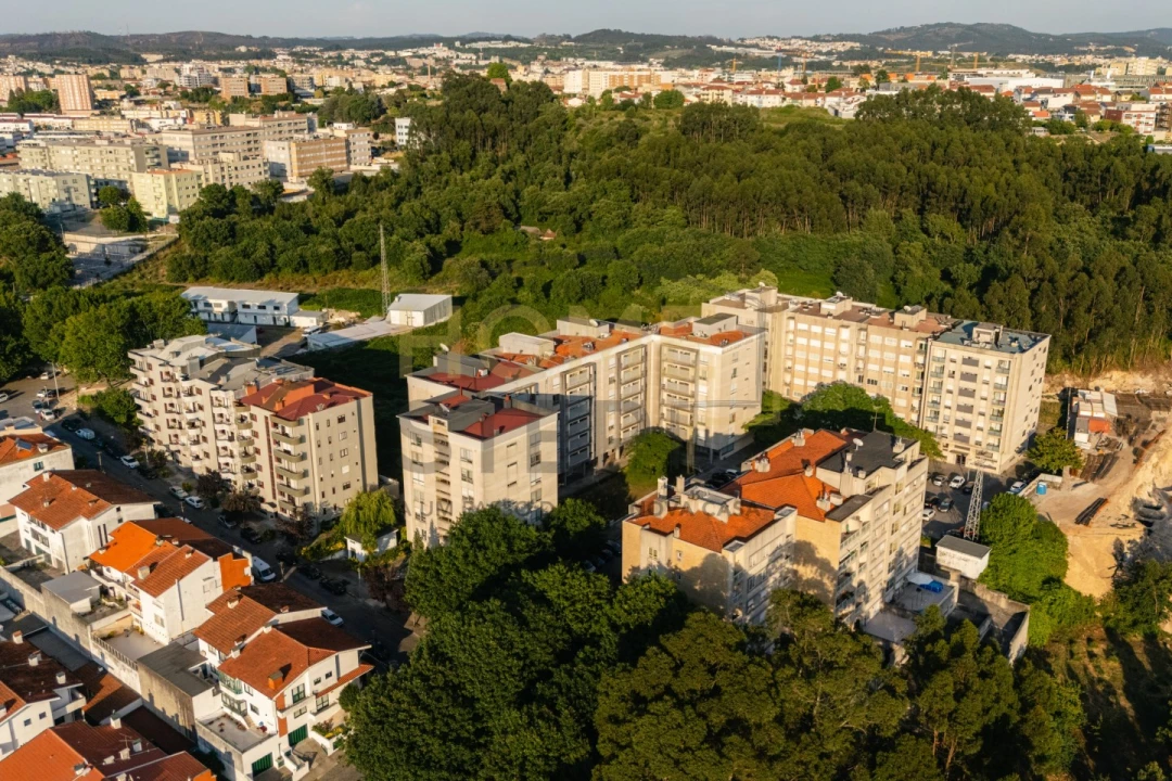 Apartamento T3 para Venda em Aguas Santas Foto 44