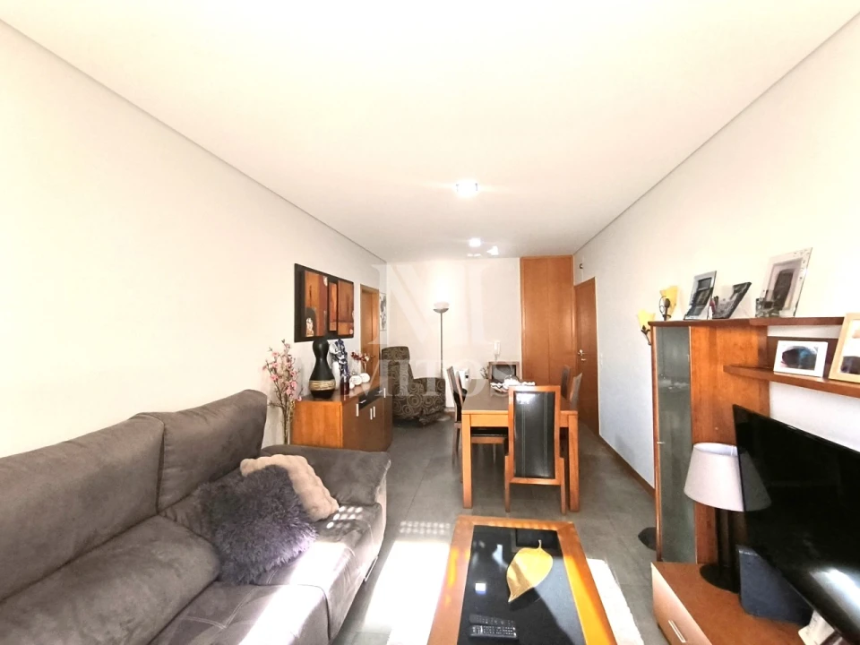 Apartamento T3 para Venda em Darque Foto 2