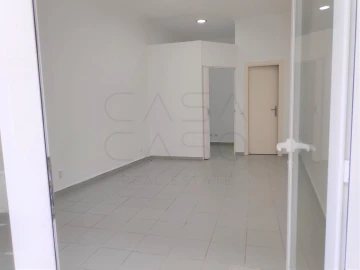 Loja para Arrendamento em União das Freguesias de Setúbal