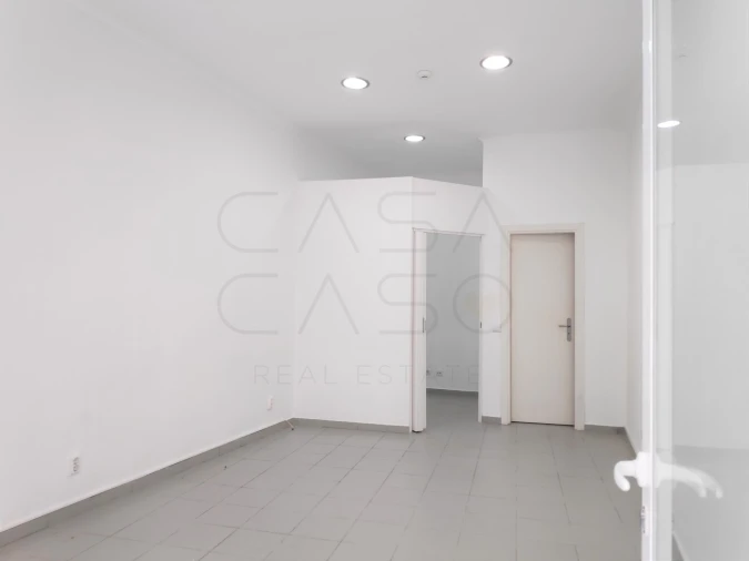 Loja para Arrendamento em União das Freguesias de Setúbal Foto 3