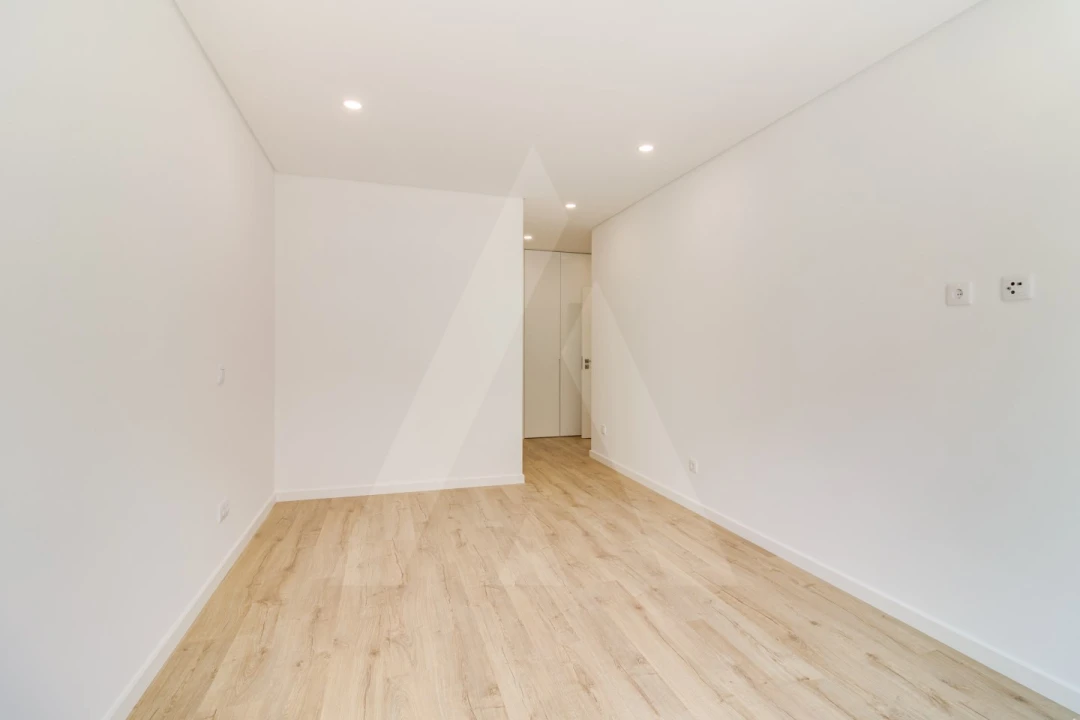 Apartamento T4 para Venda em Montijo e Afonsoeiro Foto 7