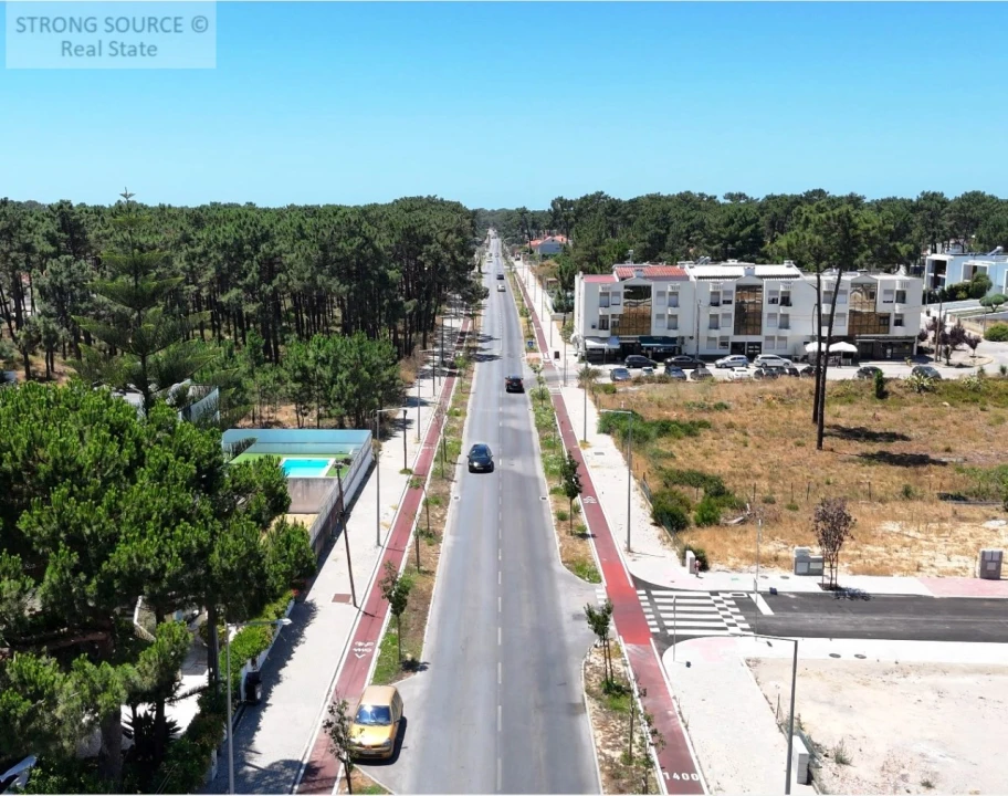 Terreno para Venda em Charneca de Caparica e Sobreda Foto 18