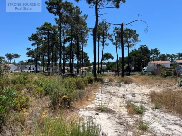 Terreno para Venda em Charneca de Caparica e Sobreda