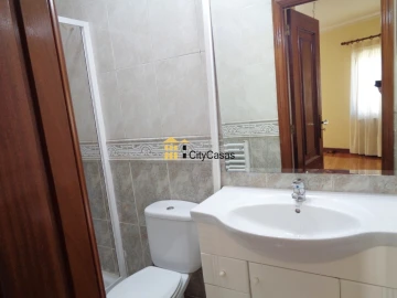 Moradia T2 para Venda em Campanhã