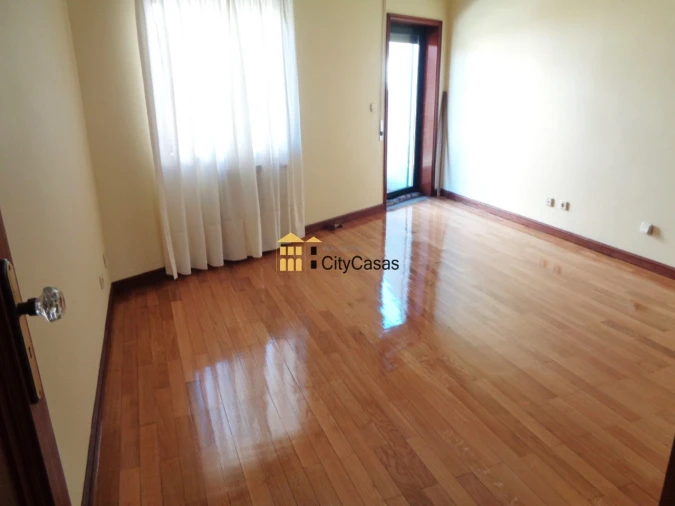 Moradia T2 para Venda em Campanhã Foto 19