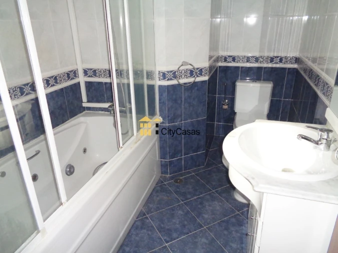 Moradia T2 para Venda em Campanhã Foto 24