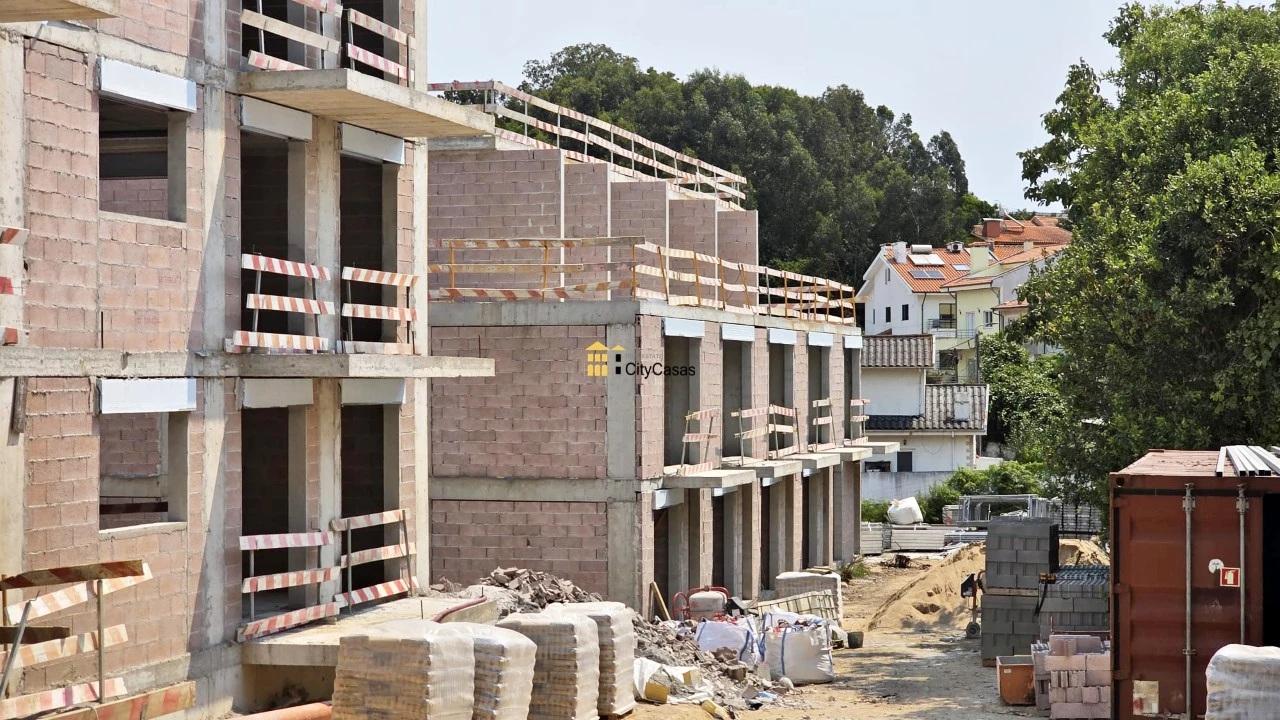Moradia T4 para Venda em Canidelo Foto 2