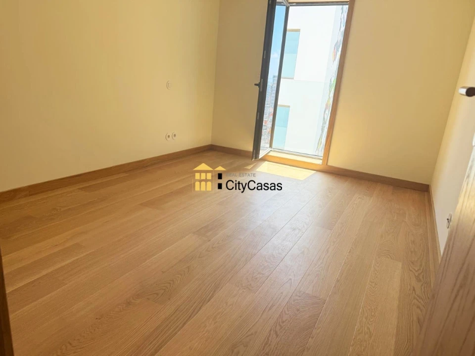 Apartamento T1 para Venda em Cedofeita, Santo Ildefonso, Sé, Miragaia, São Nicolau e Vitória Foto 7