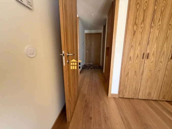Apartamento T1 para Venda em Cedofeita, Santo Ildefonso, Sé, Miragaia, São Nicolau e Vitória Foto 8