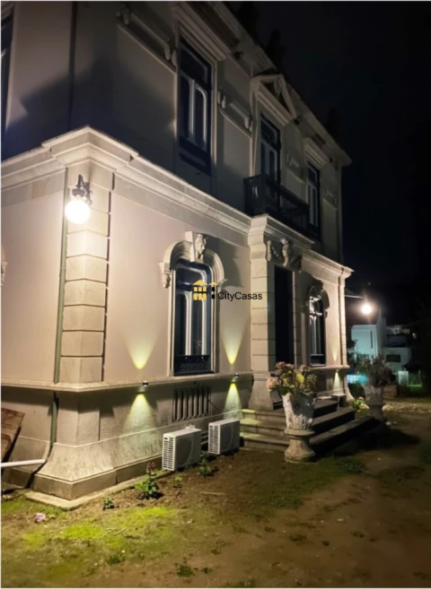 Moradia T7 para Venda em Lamego (Almacave e Sé)